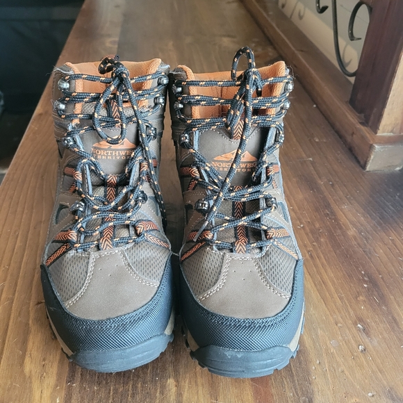 NORTHWEST TERRITORY hiking boots - Picture 1 of 3